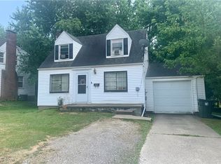 808 17th St NE, Canton, OH 44714