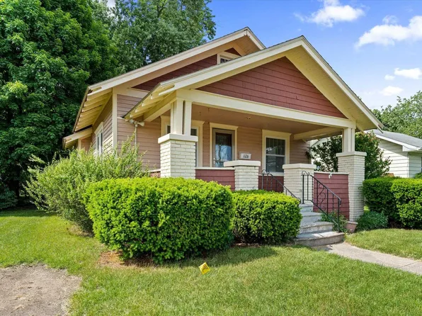 1126 Erwin St, Elkhart, IN 46514