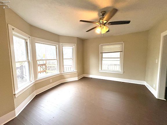 4th image of 4360 Townline Rd #12