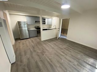 324 105th Ave, Oakland, CA 94603