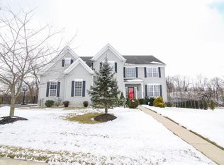 30 Creek Ct, Easton, PA 18040