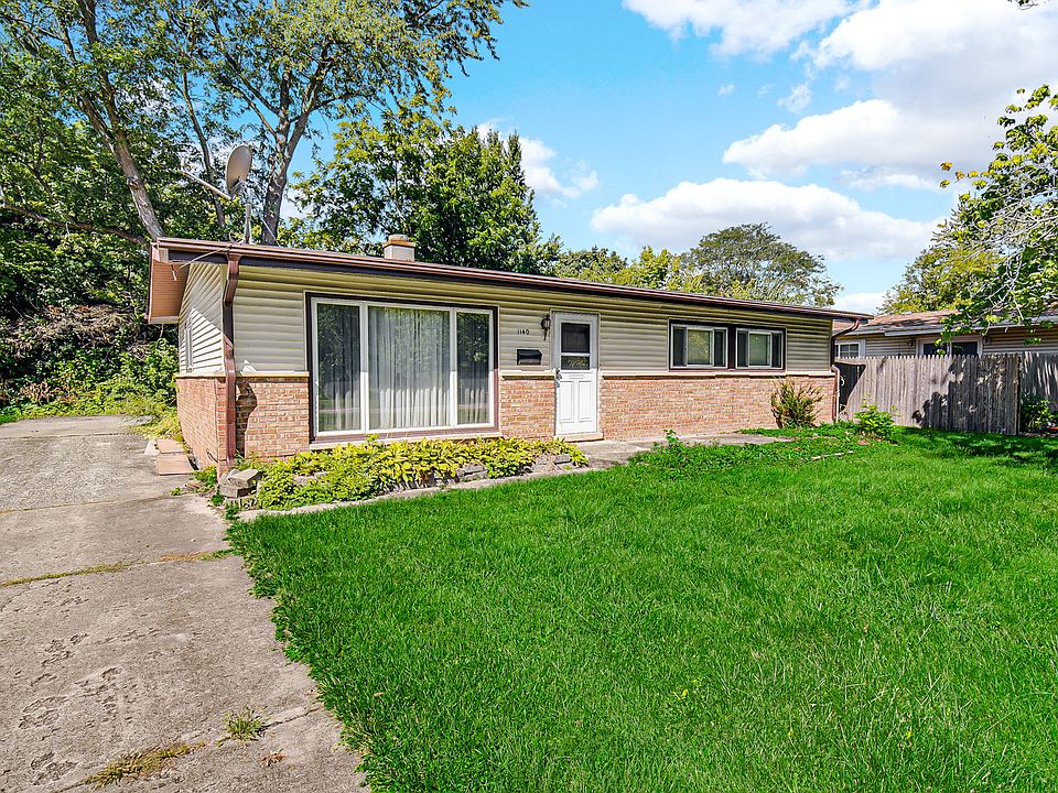2nd image of 1140 Wallace Ct
