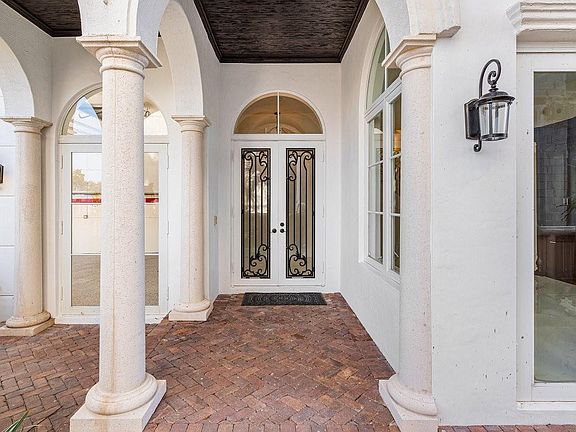 5th image of 549 NE 19th Avenue #C