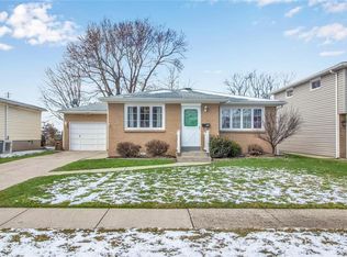 14 Kingston Ln, Cheektowaga, NY 14225