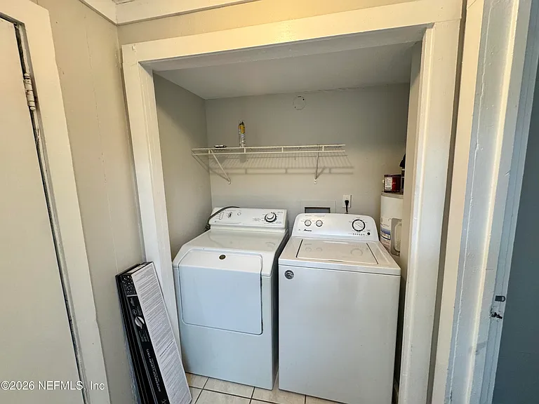 3352 College St — Photo 10