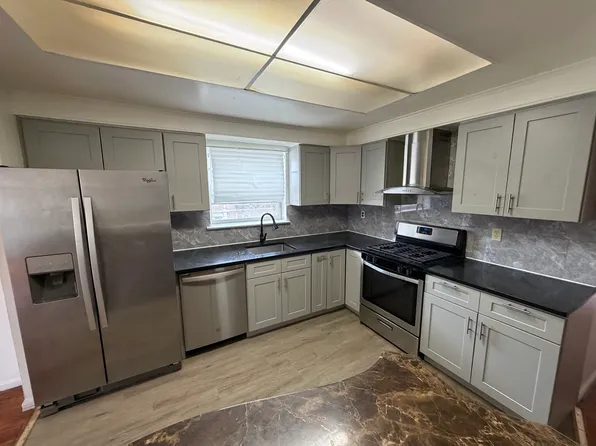 (undisclosed Address), Brooklyn, NY 11214