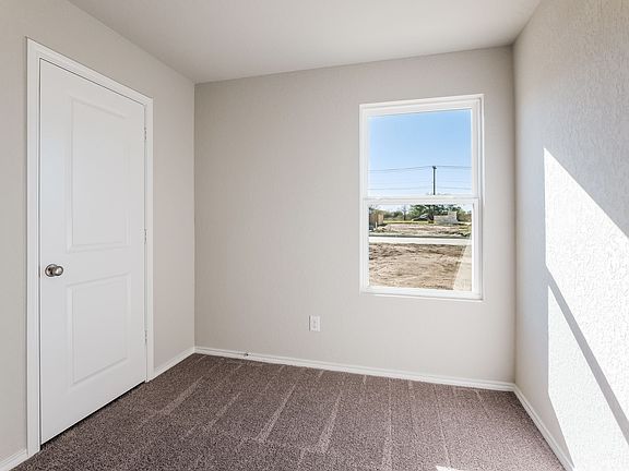 3rd image of 5731 Leon Pl