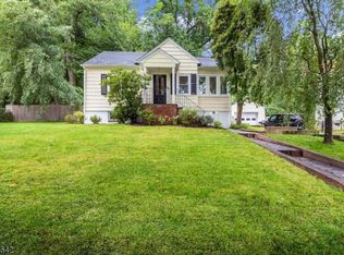 750 River Rd, Chatham, NJ 07928