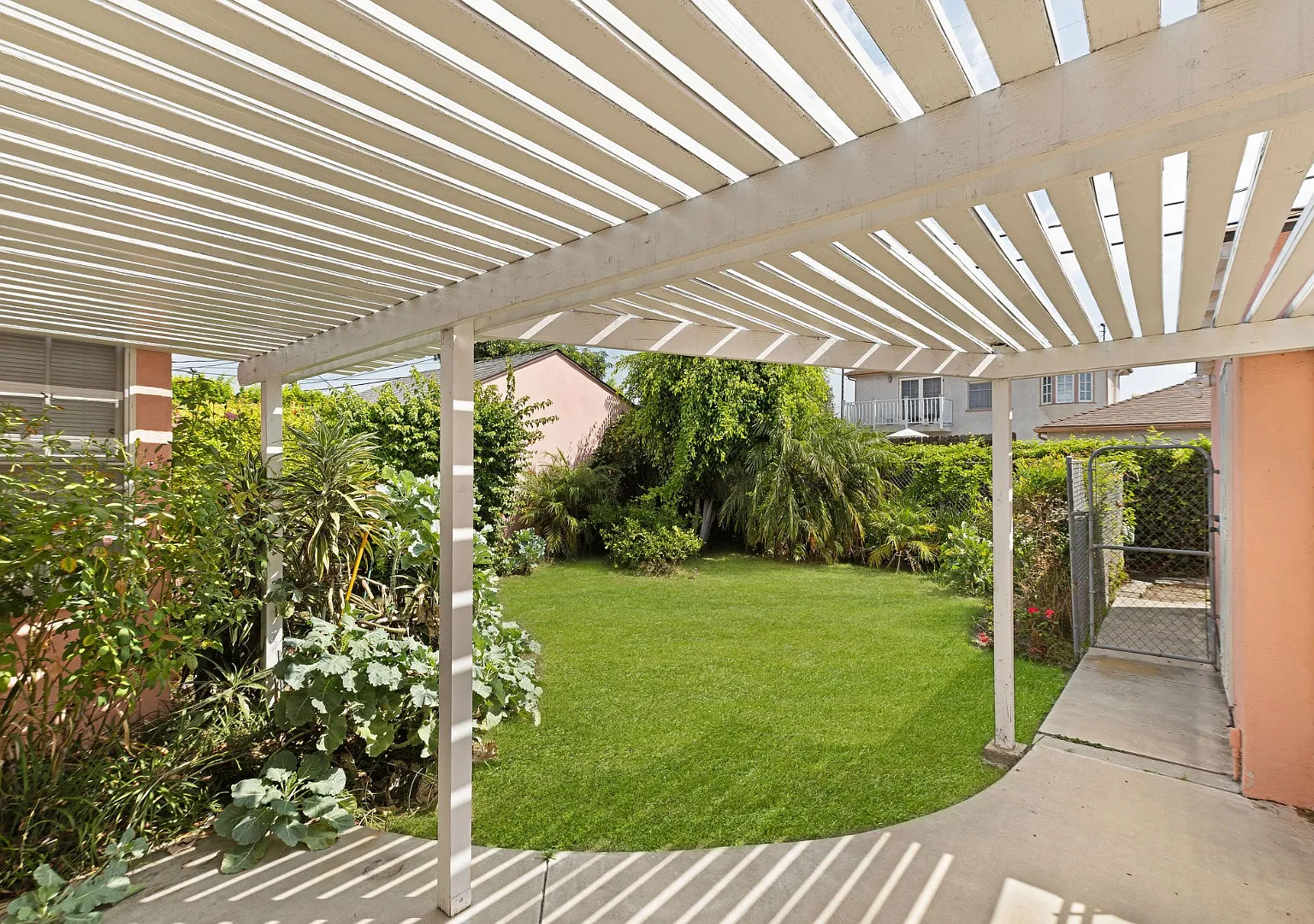1916 S Crescent Heights Blvd, Los Angeles, CA 90034 — Photo 3