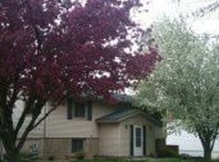 4041 5th St NW, Rochester, MN 55901