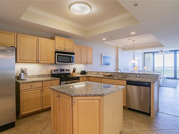 3rd image of 1601 Bienville Blvd APT 209