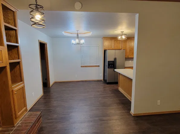 204 Westridge Dr, Yukon, OK 73099
