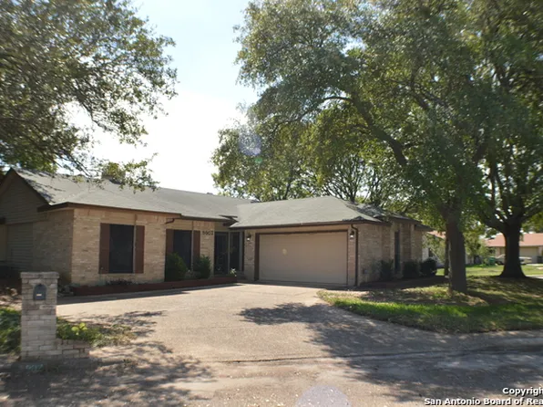 5902 Spring Country St, San Antonio, TX 78247