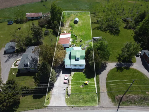 3094 Lakefield Rd, Selwyn, ON K9J 6X5