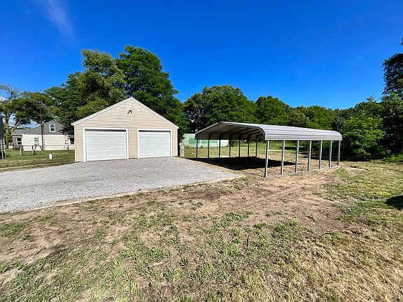 4th image of 5655 E Apple Ave