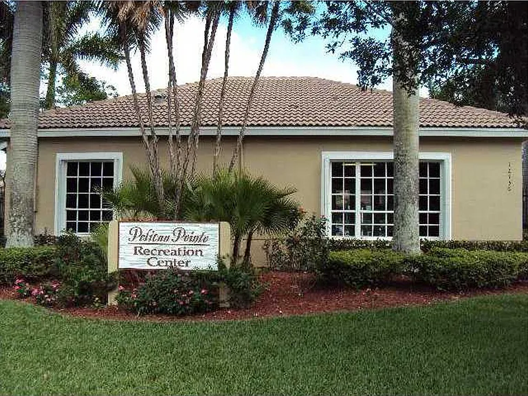 401 SW 120th Ave — Photo 41