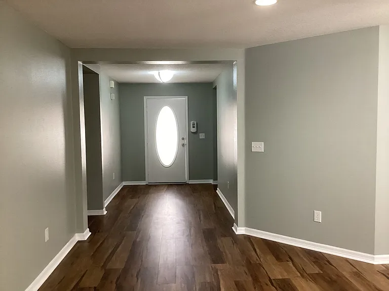15305 Galbi Dr — Photo 3