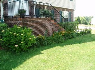 1305 Hillcrest Glenn Cir, Sugar Hill, GA 30518