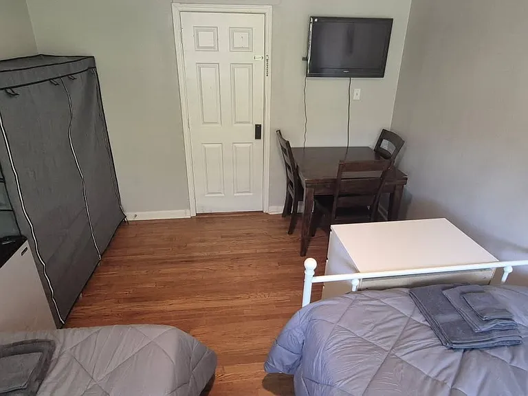 4106 Grapevine St #8 — Photo 4