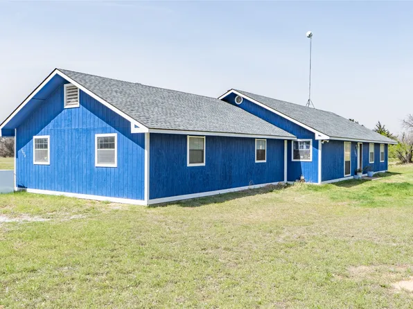 1272 School House Rd, Paradise, TX 76073