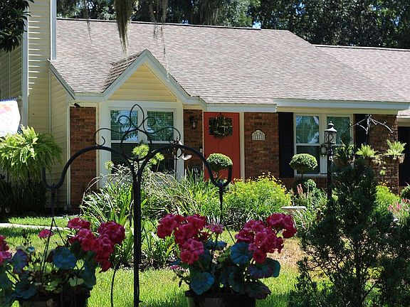 3rd image of 1211 Brafforton Ct