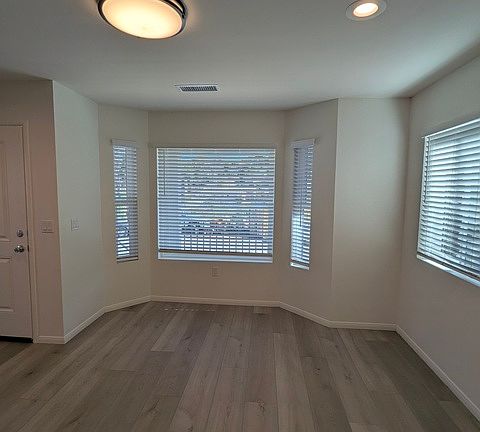 5th image of 8664-66 Winter Gardens Blvd #8666
