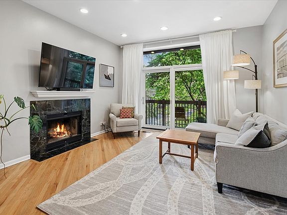 2nd image of 1464 W Grace St APT 2F