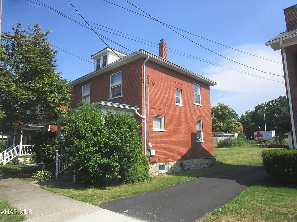 1st image of 223 W Penn St