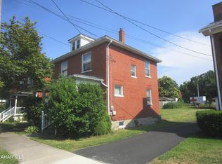 223 W Penn St, Bedford, PA 15522