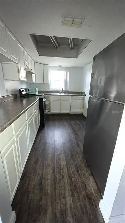2 bed, 2.0 bath, 905 sqft, $1,580 — Photo 4