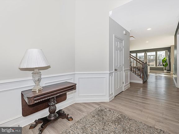 5th image of 4514 Seths Folly Dr