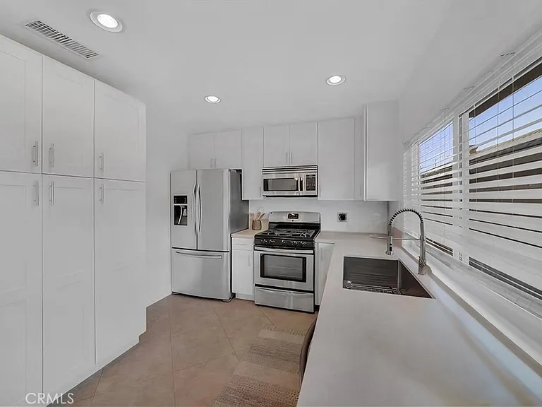 2454 Chinook Dr — Photo 7