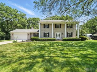 6630 Carinthia Dr, Dayton, OH 45459