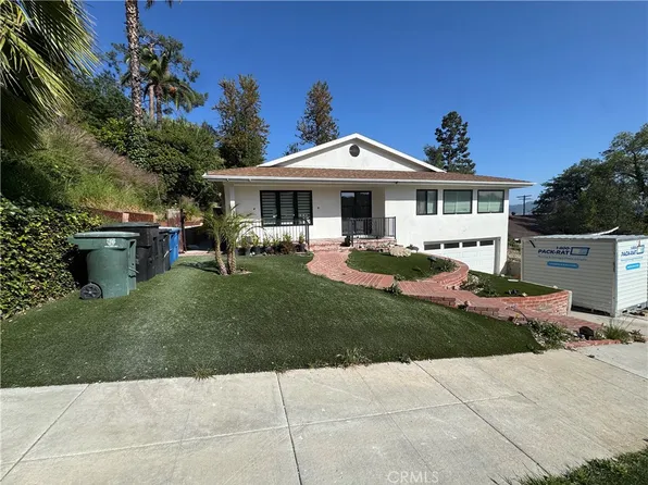 906 Groton Dr, Burbank, CA 91504