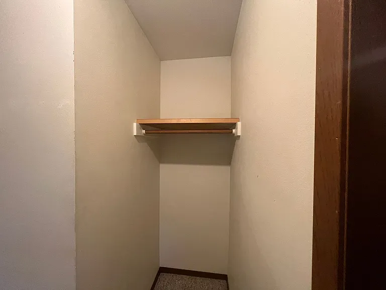 636 Kickbusch St — Photo 10