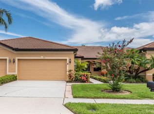 106 Shell Falls Dr, Apollo Beach, FL 33572