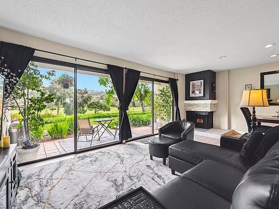 4th image of 2508 Navarra Dr Unit 402