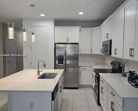 4th image of 10111 Akenside Dr #1
