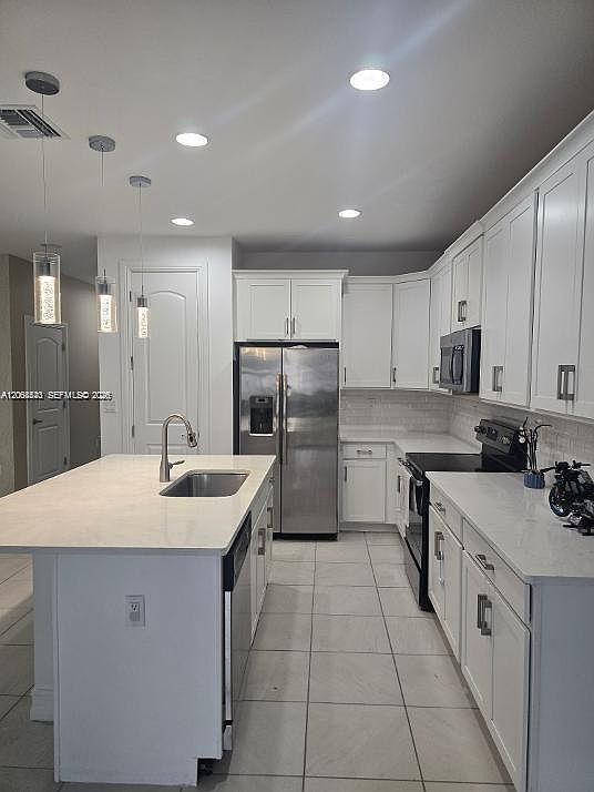 1st image of 10111 Akenside Dr #10111