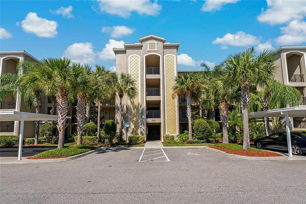 2 bed, 2.0 bath, 1156 sqft, $2,295 — Photo 1
