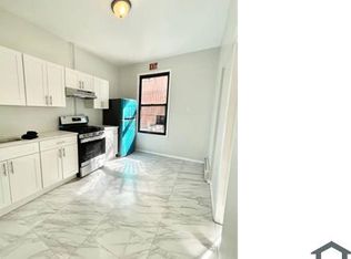 180 W 179th St, Bronx, NY 10453
