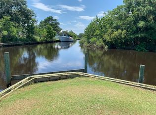 11033 Tahiti St, Bay Saint Louis, MS 39520