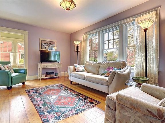3rd image of 46 Kneeland St