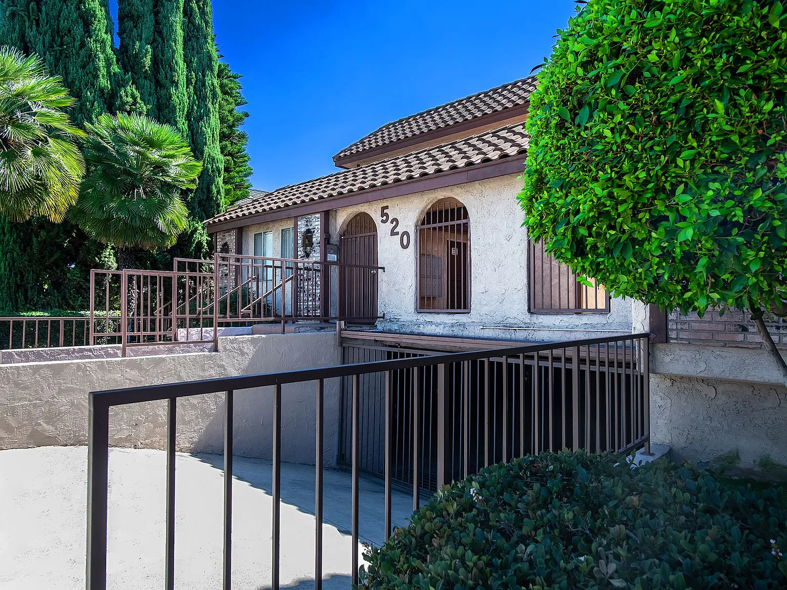 520 W. Wilson — Photo 1