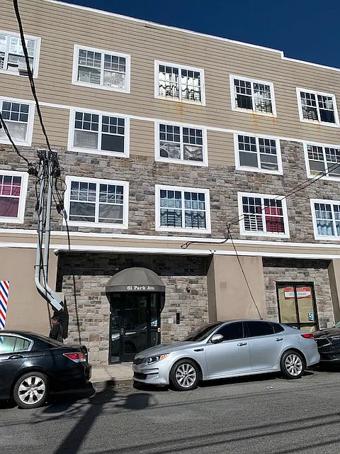 63 Park Ave #302