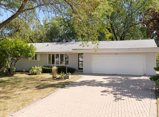 4155 Northcott Ave, Downers Grove, IL 60515