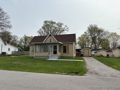 903 N College Avenue, Salem, IN, 47167