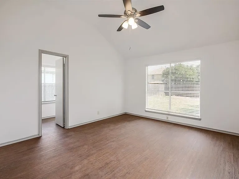 502 Eaglecreek Dr — Photo 15