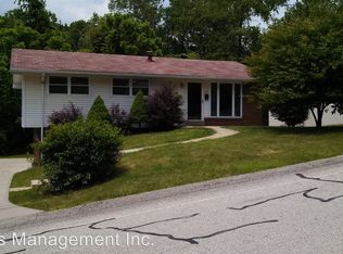 121 Black Hills Rd, Pittsburgh, PA 15239