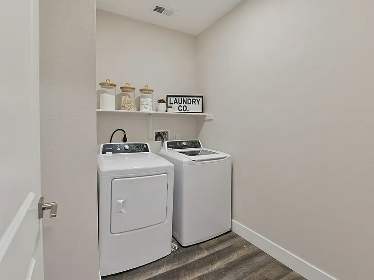 Christine Place Apartments — Photo 38